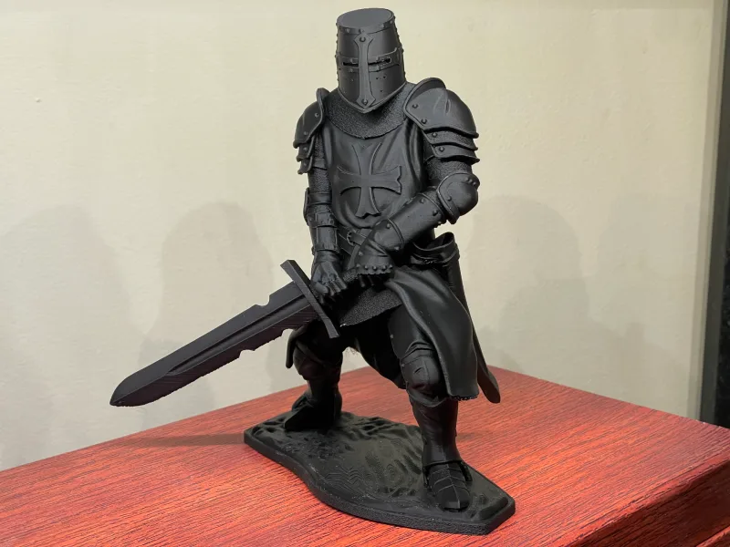 Templar Knight – Armored Warrior Statue — free 3D print STL file