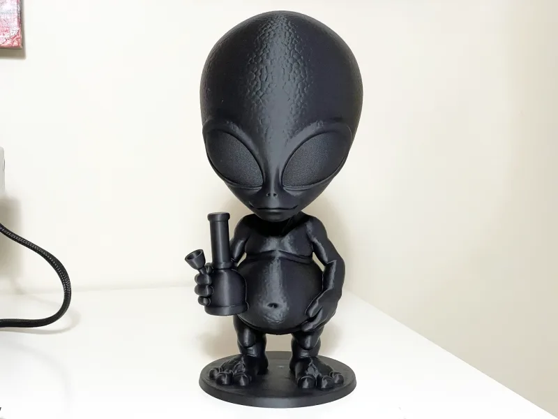 Huge Party Alien - 14 inches tall — free 3D print STL file
