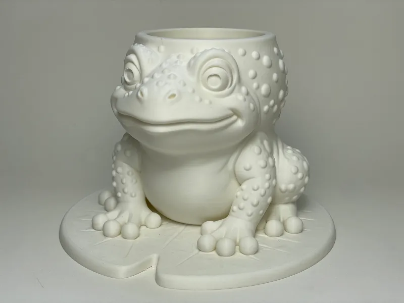 Swamp King Toad Planter — free 3D print STL file